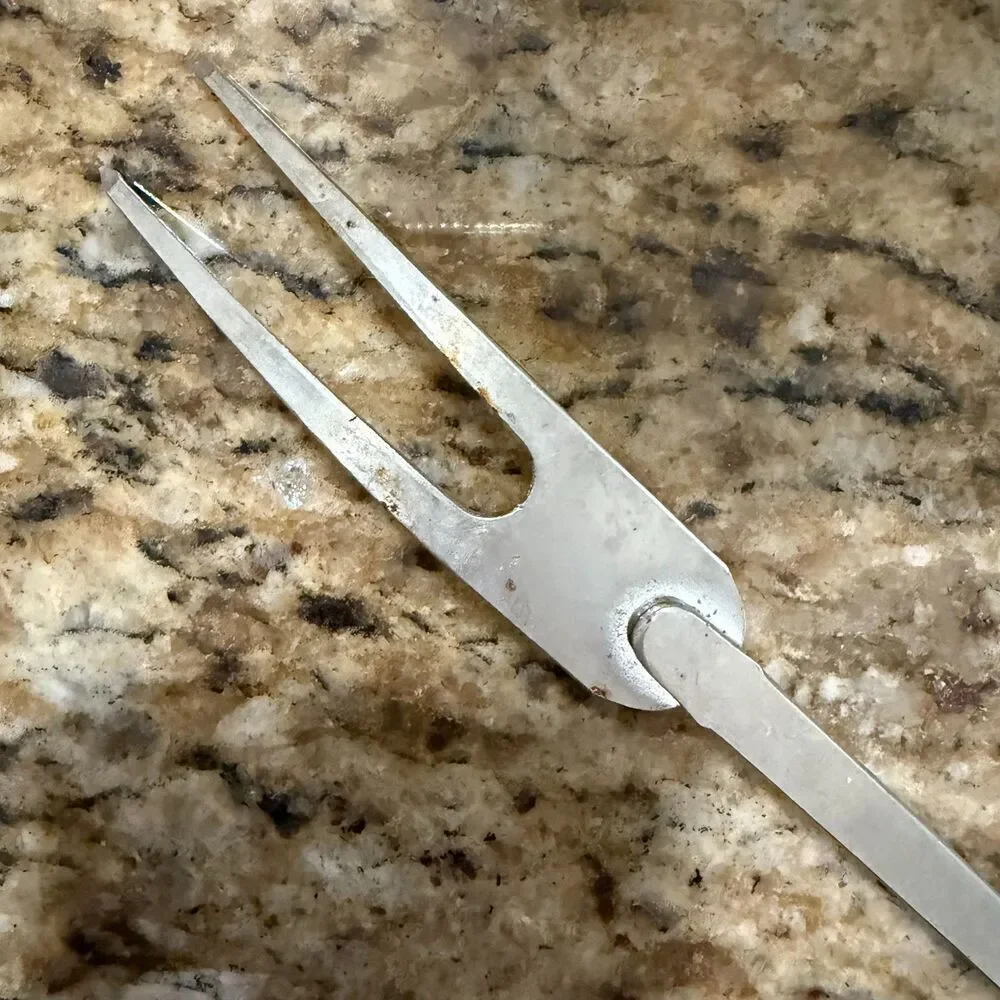 VINTAGE EKCO Serving/Carving Fork, White & Blue Folk Art Tulip Handle, Chromium